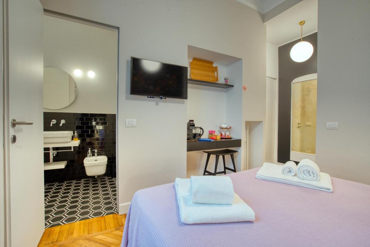 Dimora Claudia - Elegante Matrimoniale Con Bagno, Private Rooms, Self Check In, No Reception Milano Exteriör bild
